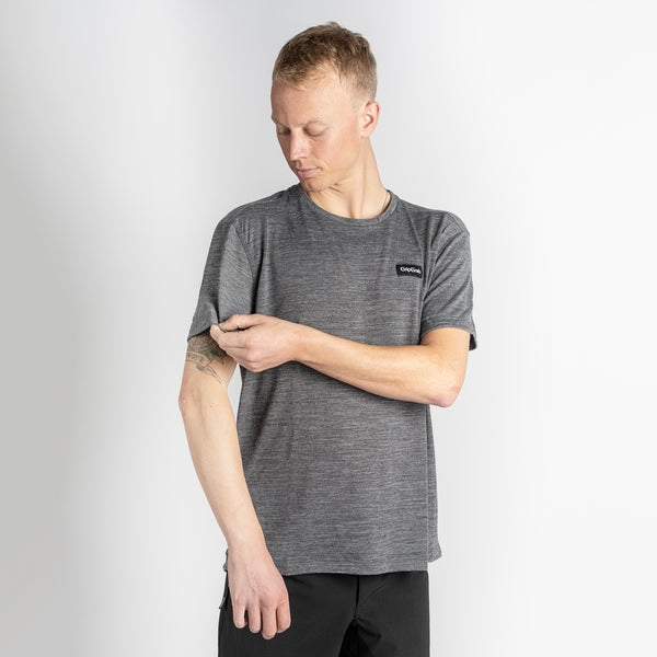 GripGrab EXPLR Merinotech T-shirt model